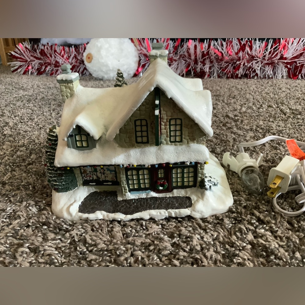 Thomas Kinkade Hawthorne Village-Santa Workshop Toys